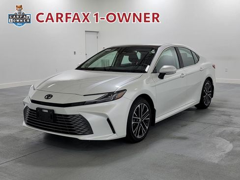 Used 2026 Toyota Camry XLE w/ Premium Package AWD/4WD image 4