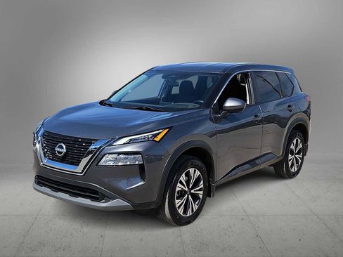 Used 2022 Nissan Rogue SV image 4