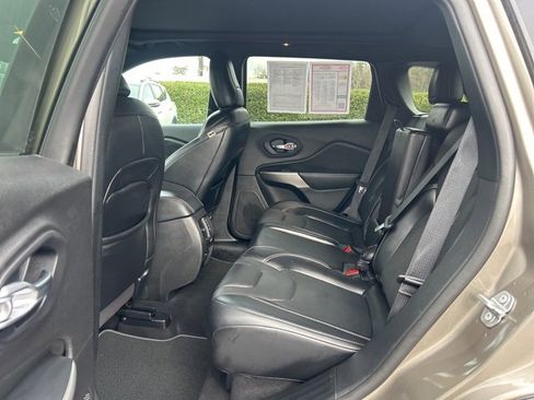 Used 2021 Jeep Cherokee Latitude Lux 80th Anniv w/ Quick Order Package 26U 80TH image 15