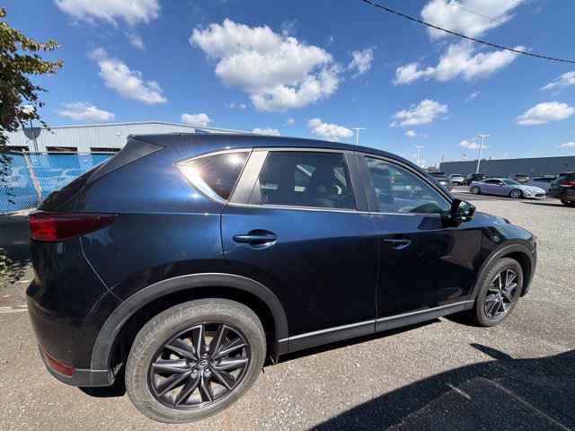 Used 2018 MAZDA CX-5 Touring w/ Preferred Equipment Package FWD image 4