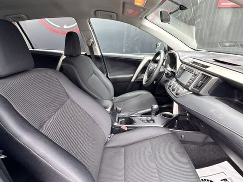 Used 2015 Toyota RAV4 LE AWD/4WD image 15