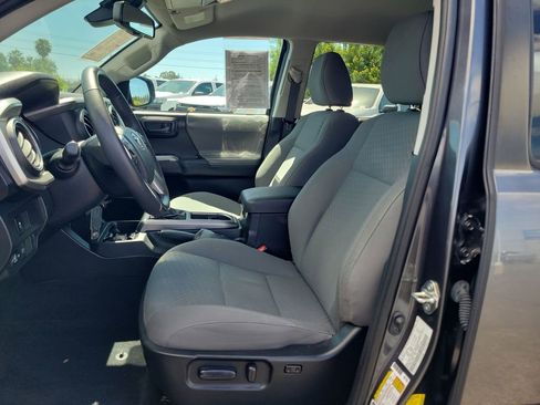 Used 2021 Toyota Tacoma SR5 image 18