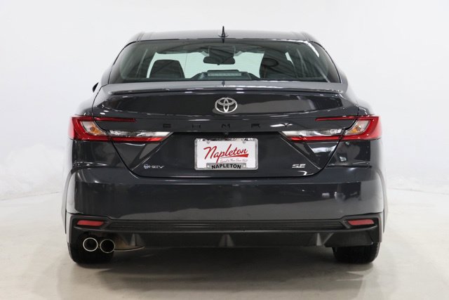 Used 2025 Toyota Camry SE FWD image 6