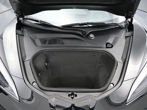 Used 2025 Chevrolet Corvette Stingray Coupe w/ Z51 Performance Package image 33