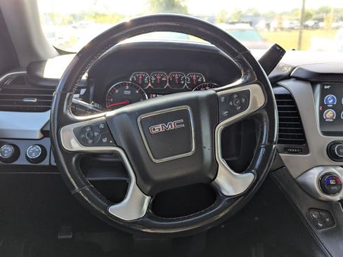 Used 2016 GMC Yukon XL SLT w/ Open Road Package AWD/4WD image 21