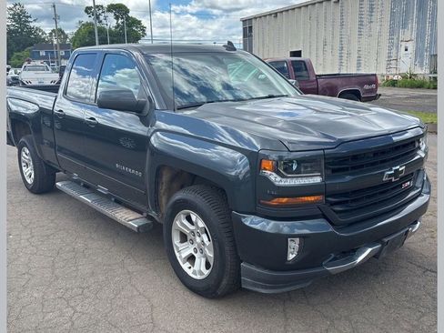 Used 2018 Chevrolet Silverado 1500 LT w/ All Star Edition AWD/4WD image 1