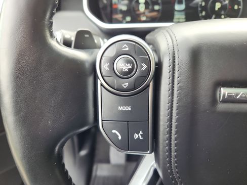 Used 2017 Land Rover Range Rover HSE image 19