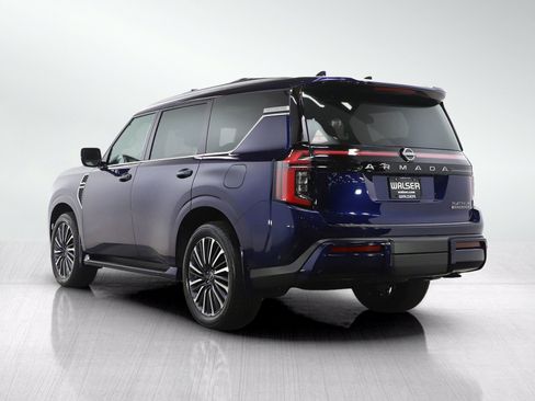 Used 2025 Nissan Armada Platinum Reserve AWD/4WD image 5