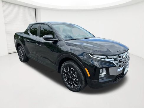 Certified 2022 Hyundai Santa Cruz SEL w/ Cargo Package AWD/4WD image 3