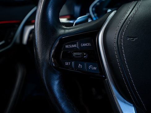 Used 2023 BMW 530e xDrive image 45