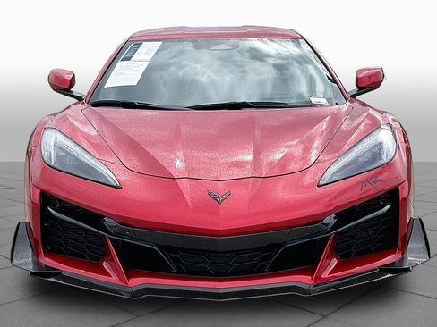 Used 2025 Chevrolet Corvette Z06 RWD image 4