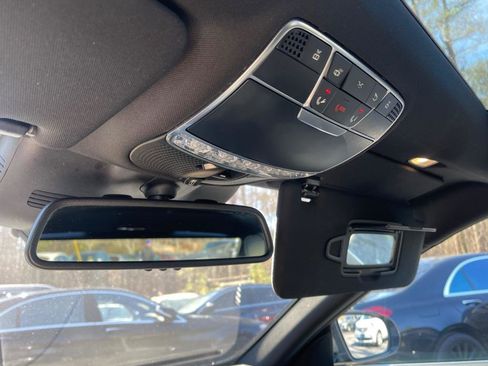 Used 2015 Mercedes-Benz S 550 4MATIC Sedan image 25