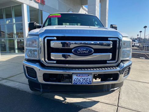 Used 2015 Ford F250 XLT w/ XLT Interior Package image 13