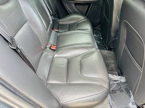 Used 2017 Volvo S60 T5 Dynamic FWD image 15