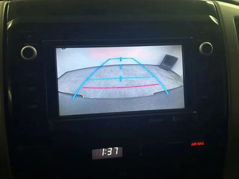 Used 2014 Toyota Tacoma PreRunner w/ SR5 Package RWD image 14