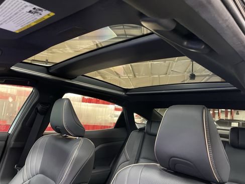 Used 2024 Toyota Crown Limited image 28