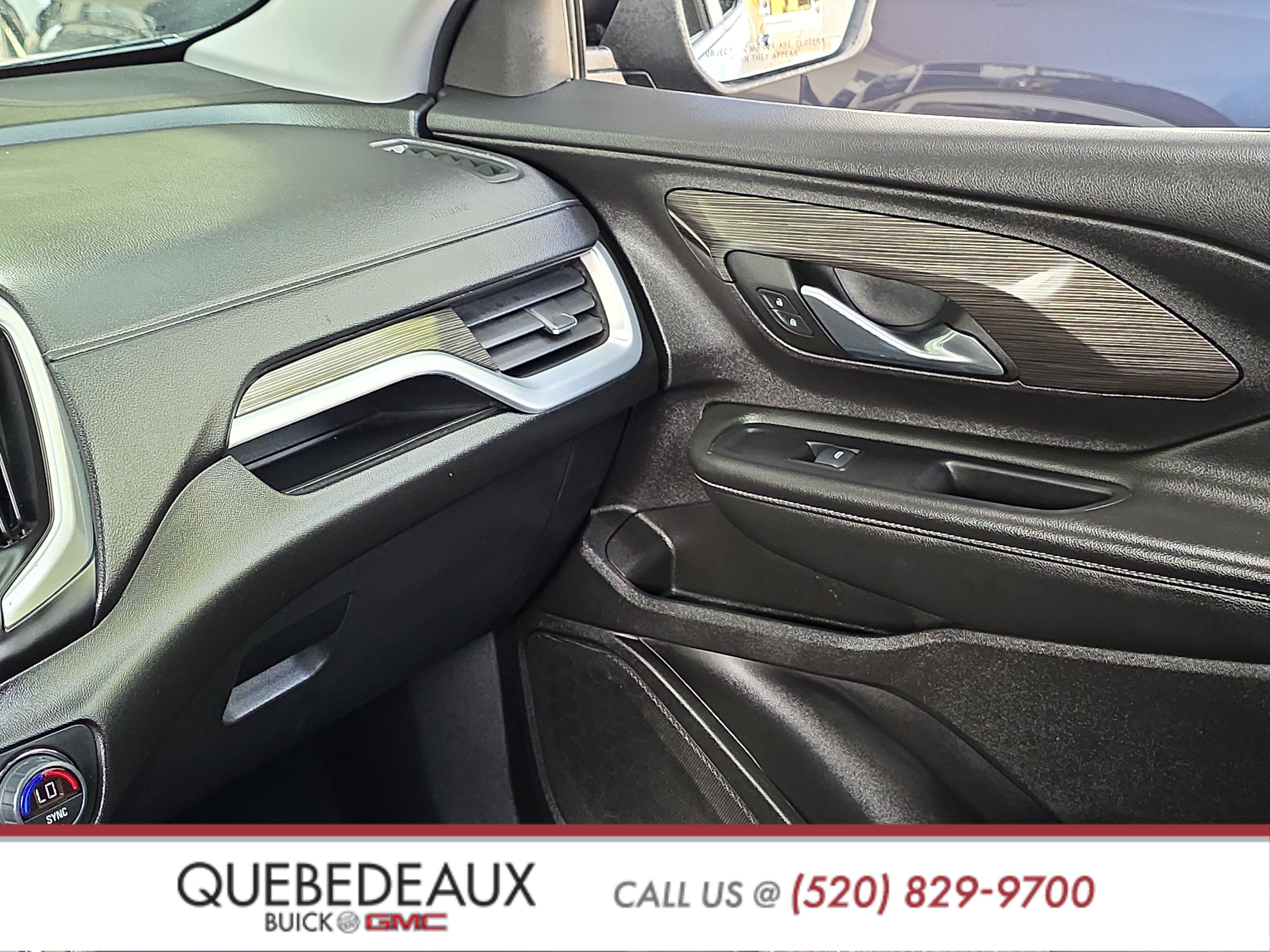 Used 2024 GMC Terrain SLE w/ Driver Convenience Package FWD image 19