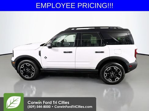 New 2026 Ford Bronco Sport Outer Banks AWD/4WD image 6