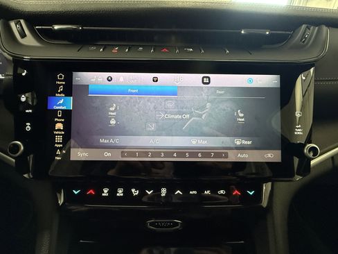 New 2026 Jeep Grand Cherokee L 4WD image 32