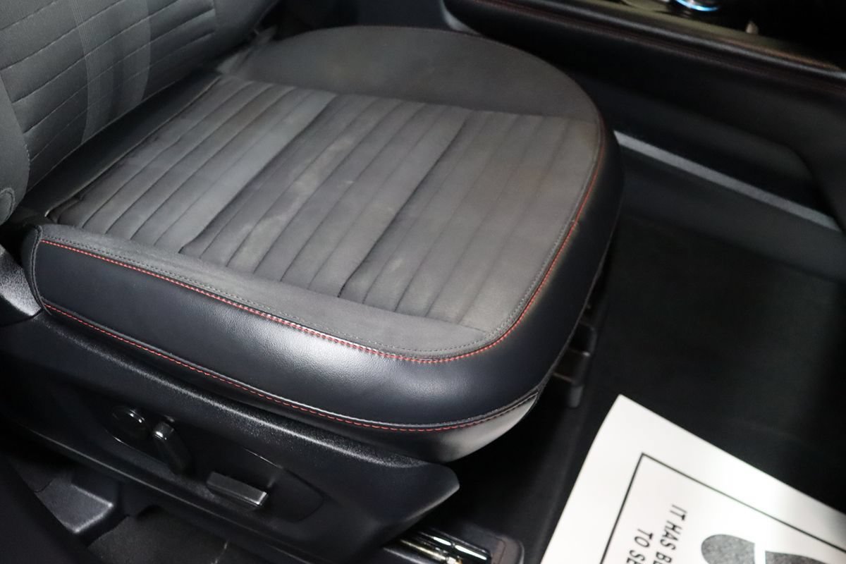 Used 2025 Ford Explorer ST-Line RWD image 55
