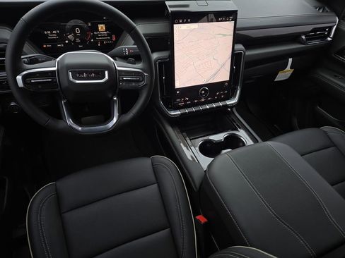 New 2026 GMC Yukon Elevation image 5