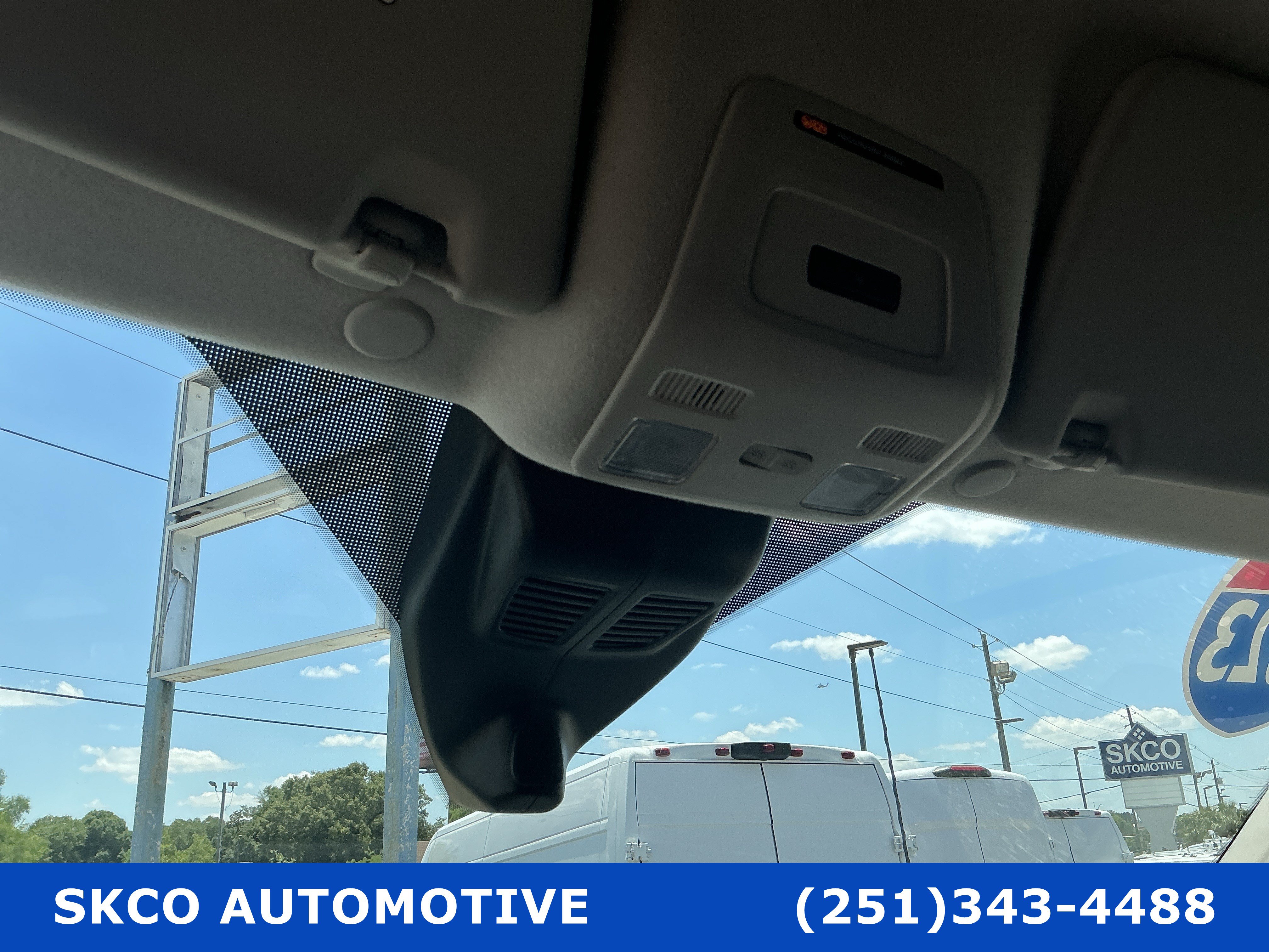 Used 2023 Ford Transit 250 Medium Roof RWD image 11