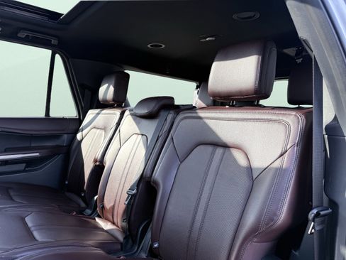 Used 2023 Ford Expedition Max Limited image 38
