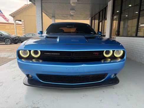 Used 2015 Dodge Challenger R/T Plus image 8