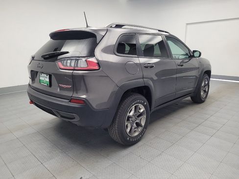 Used 2019 Jeep Cherokee Trailhawk AWD/4WD image 9