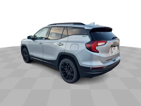 Certified 2022 GMC Terrain SLT w/ Elevation Edition image 7