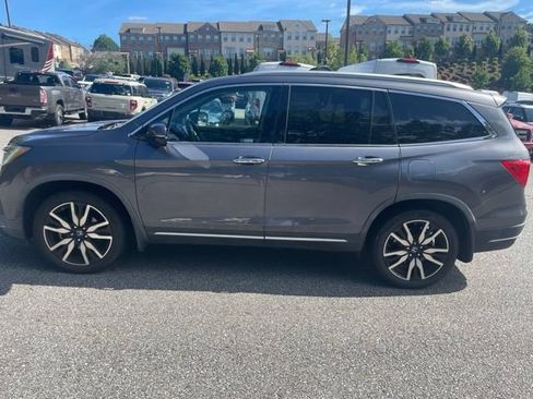 Used 2019 Honda Pilot Touring image 13