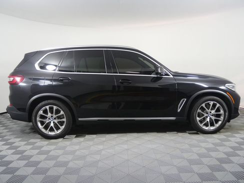 Used 2020 BMW X5 sDrive40i w/ Premium Package RWD image 2