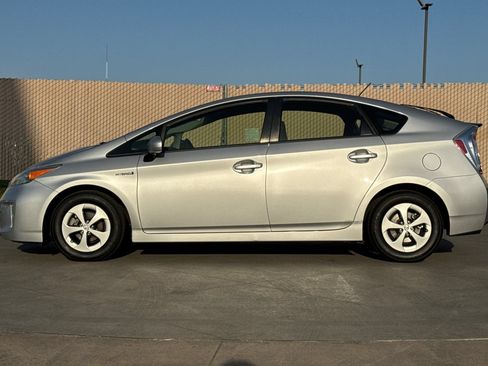 Used 2012 Toyota Prius Three FWD image 7