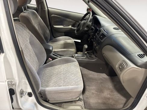 Used 2003 Nissan Sentra XE image 16