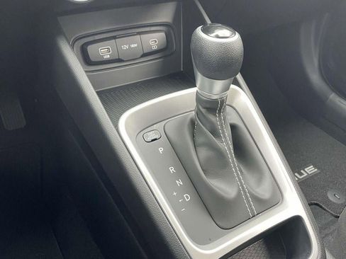 New 2026 Hyundai Venue SE image 34