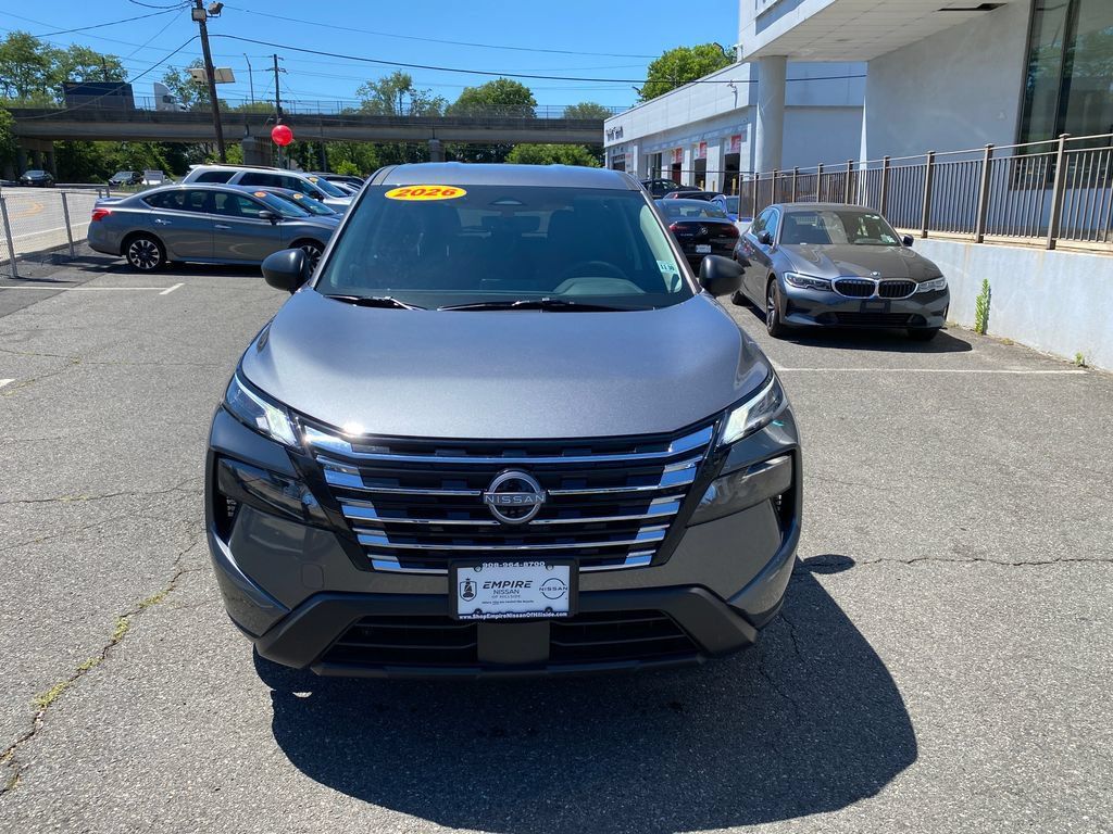 Used 2026 Nissan Rogue S AWD/4WD image 8