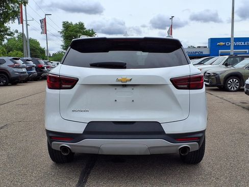 Used 2023 Chevrolet Blazer LT FWD image 6