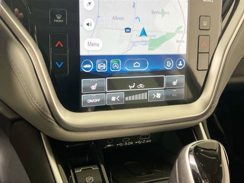 Used 2023 Subaru Outback Premium image 16