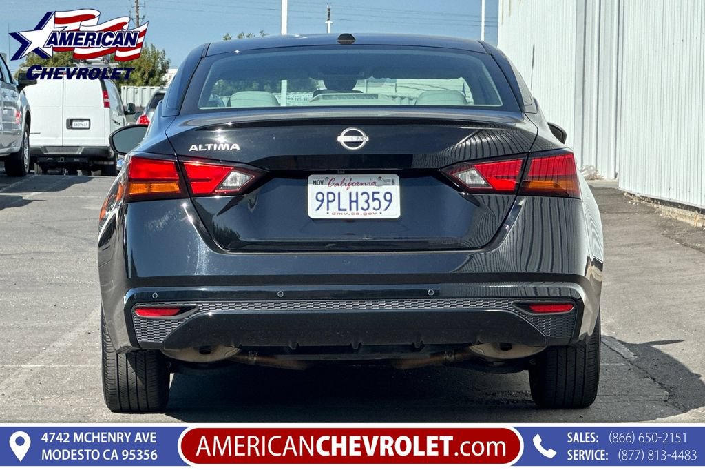 Used 2025 Nissan Altima 2.5 SV FWD image 5