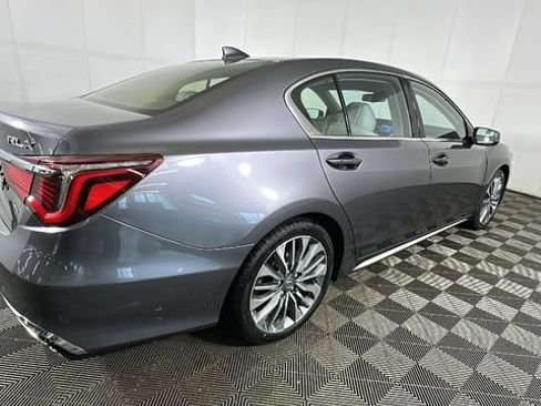 Used 2018 Acura RLX w/ Technology Package FWD image 2