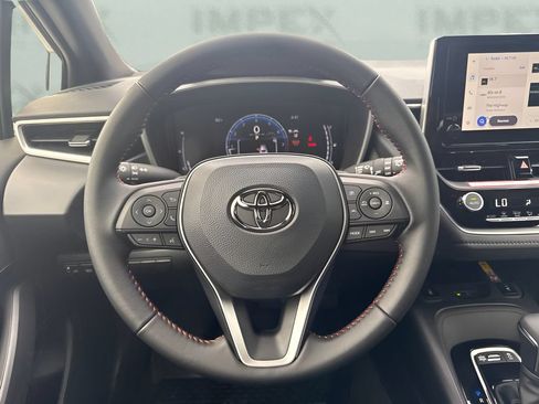Used 2026 Toyota Corolla SE FWD image 10
