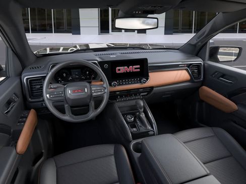 New 2026 GMC Canyon AT4 w/ Technology Plus Package AWD/4WD image 15