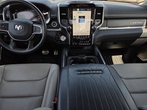 Used 2024 RAM 1500 Limited AWD/4WD image 9