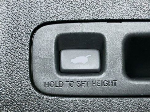 Used 2022 Honda CR-V Touring image 13