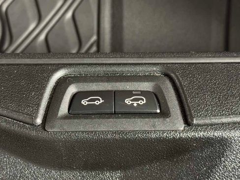 Used 2022 BMW X7 xDrive40i AWD/4WD image 45