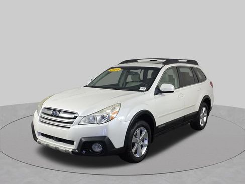 Used 2014 Subaru Outback 2.5i Limited w/ Moonroof Package AWD/4WD image 42