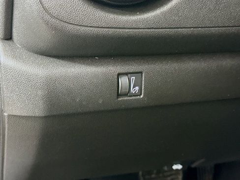 Used 2023 Chevrolet Colorado Trail Boss w/ Technology Package image 20