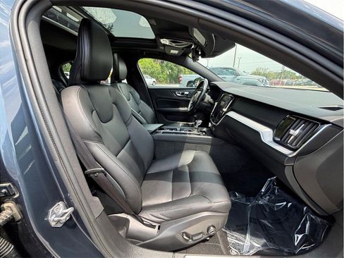 Used 2019 Volvo S60 T6 Momentum AWD/4WD image 42
