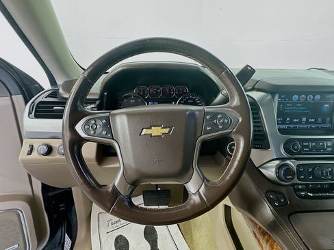 Used 2018 Chevrolet Tahoe Premier AWD/4WD image 11