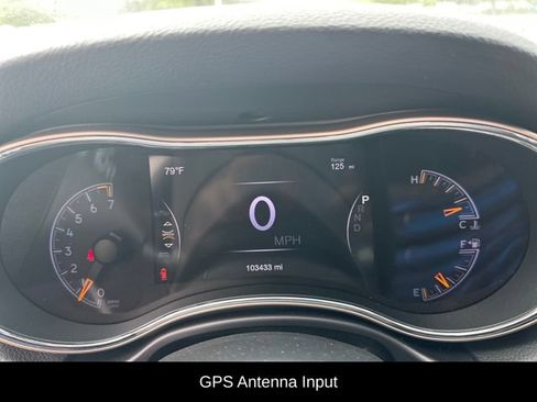 Used 2017 Jeep Grand Cherokee Limited AWD/4WD image 8